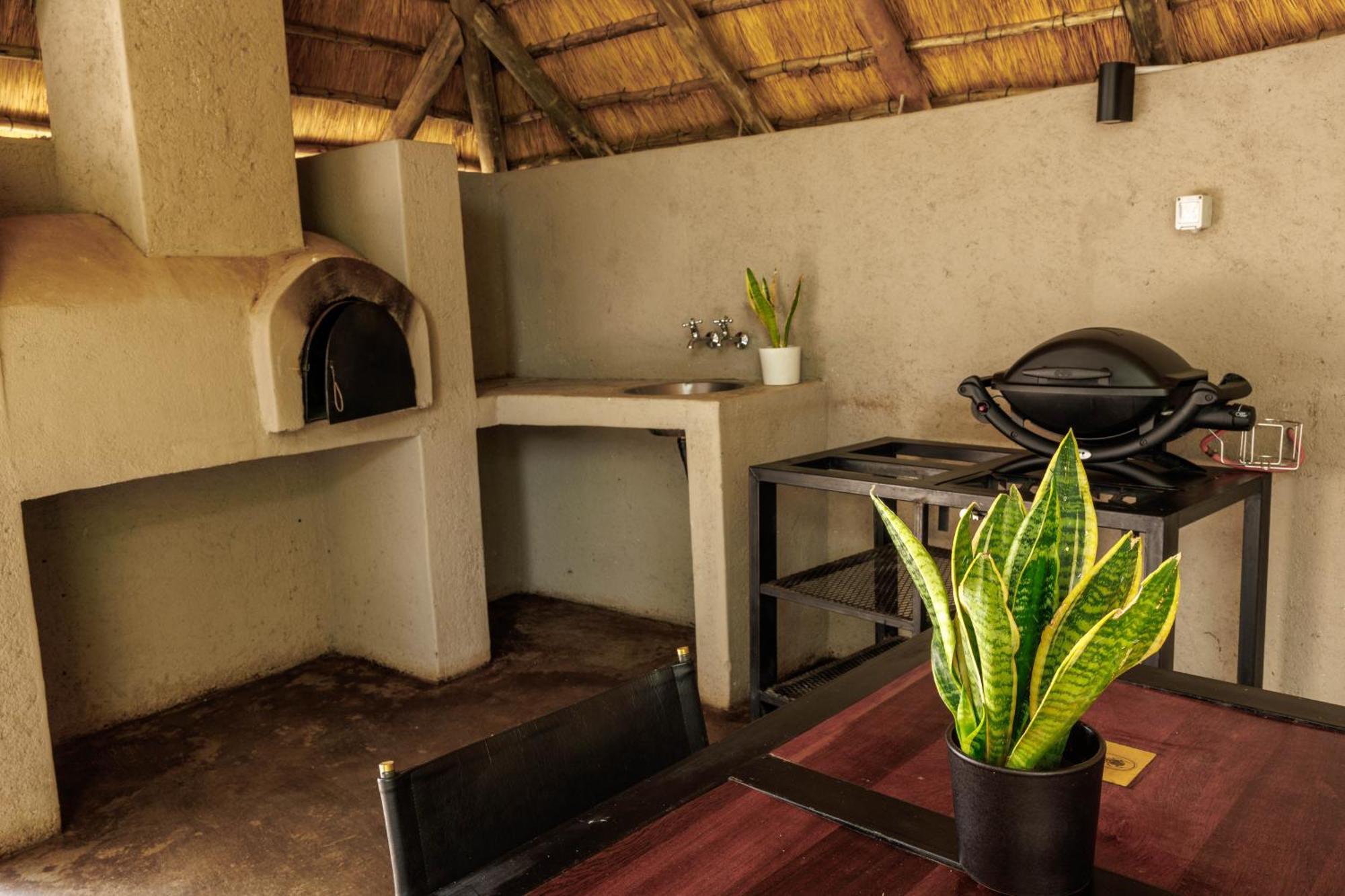 Chobe House Villa And Chalets Kasane Zewnętrze zdjęcie